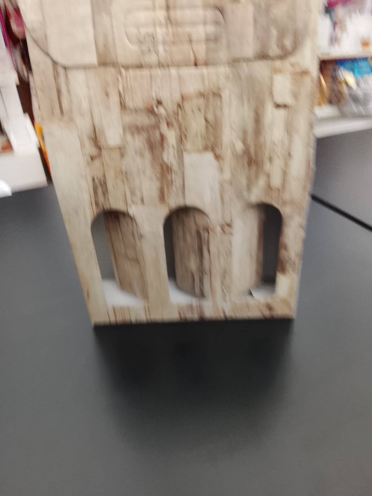 scatole-porta-vino-da-3-bottiglie-vari-colori-1€ al pezzo